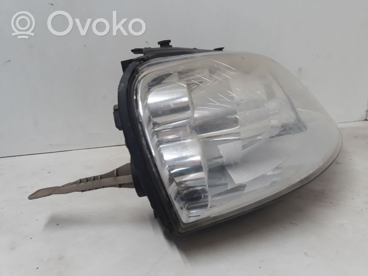 Volkswagen Sharan Lampa przednia 1305235531