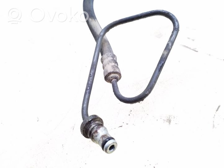 Volvo S60 Clutch pipe/line 8675185