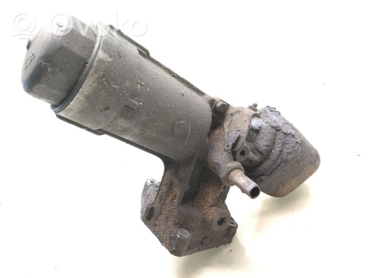 Volkswagen Sharan Supporto di montaggio del filtro dell’olio 038115389C