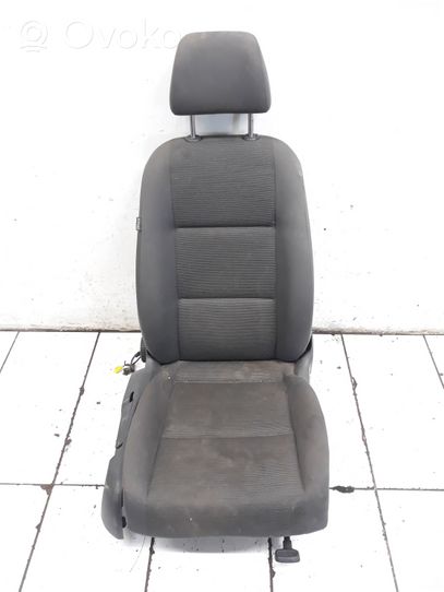 Volkswagen Touran I Asiento delantero del pasajero 1K4881196ME