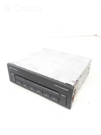 Volkswagen Phaeton CD/DVD чейнджер 3D0035110