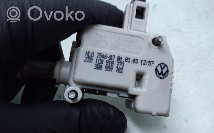 Volkswagen Phaeton Fuel tank cap lock motor 1C0810773