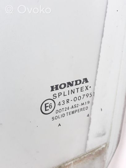 Honda CR-V Takaoven ikkunalasi AS2