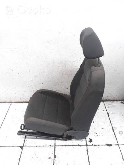 Volkswagen Golf V Sedile anteriore del passeggero 1K4881106LS