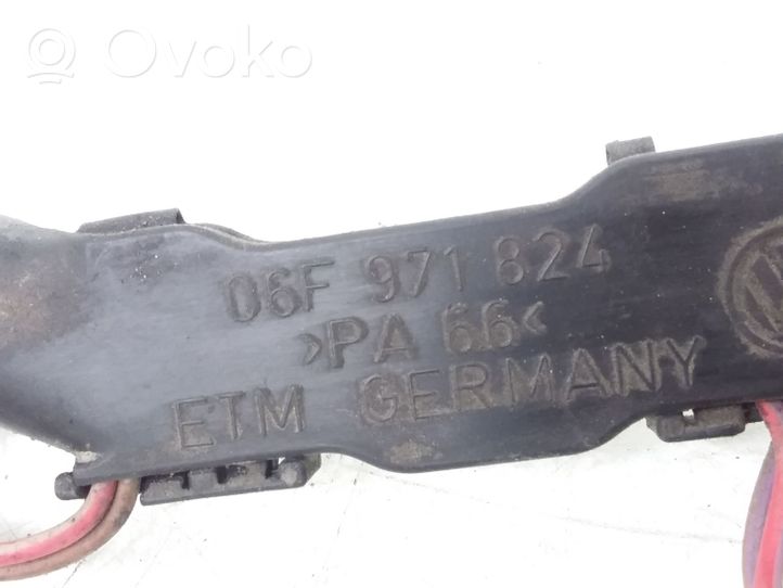 Audi A3 S3 8P Polttoainesuuttimien johdot 06F971824