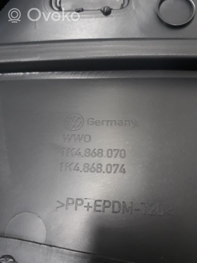 Volkswagen Golf V Boczki / Poszycie drzwi tylnych 1K4868070