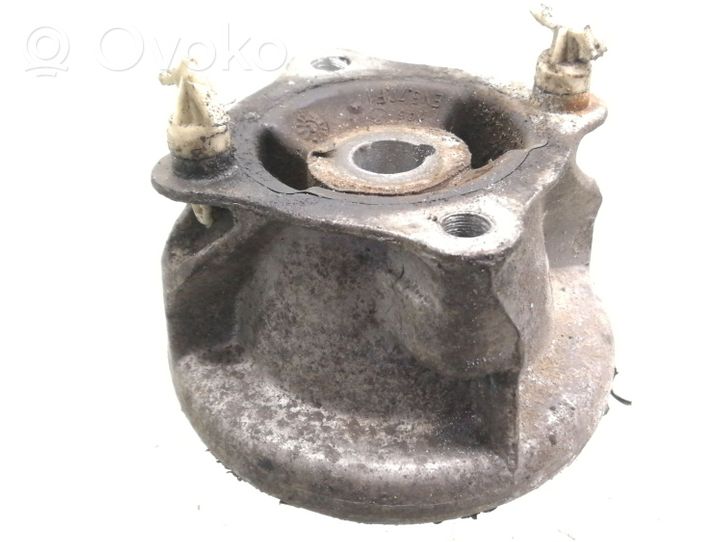 Mercedes-Benz Vaneo W414 Support de jambe de force supérieur avant A1683230085