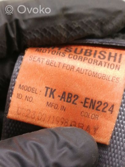 Mitsubishi Space Wagon Cintura di sicurezza anteriore DN77723