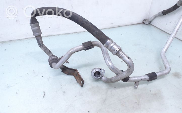 Volkswagen Golf V Oro kondicionieriaus vamzdelis (-ai)/ žarna (-os) 1K0820743BQ