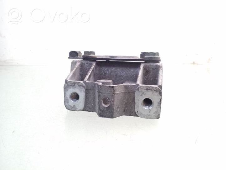 Audi A3 S3 A3 Sportback 8P Supporto di montaggio scatola del cambio 1K0199111E