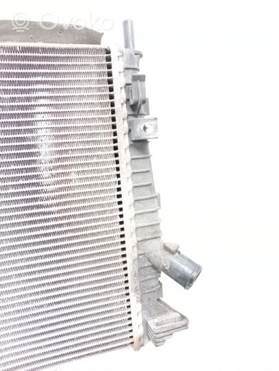 Ford Focus C-MAX Radiateur de refroidissement 3M5H8005TL