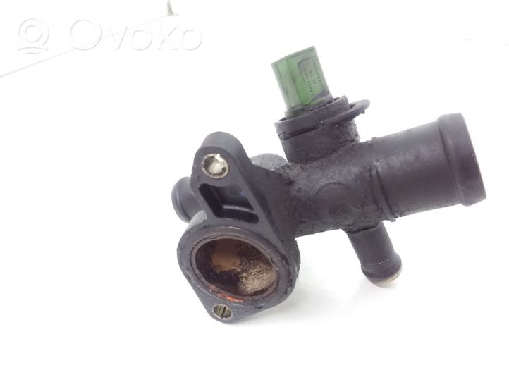 Audi TT Mk1 Engine coolant pipe/hose 06A121133J