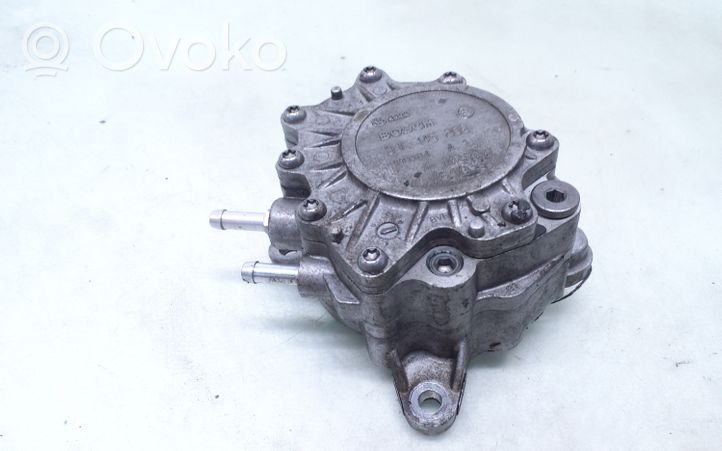 Audi A4 S4 B7 8E 8H Fuel injection high pressure pump 03G145209