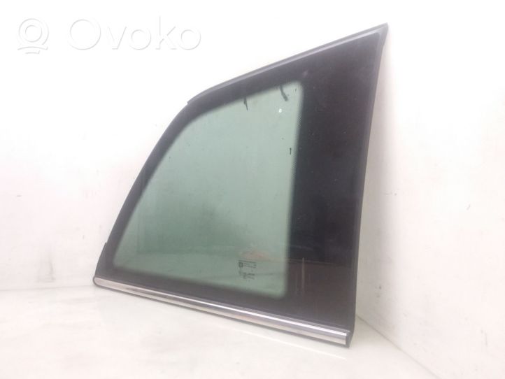 Opel Zafira B Rear side window/glass AS3