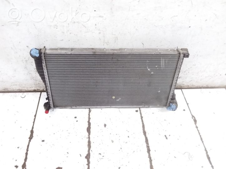 BMW 5 E39 Radiateur de refroidissement 2247345