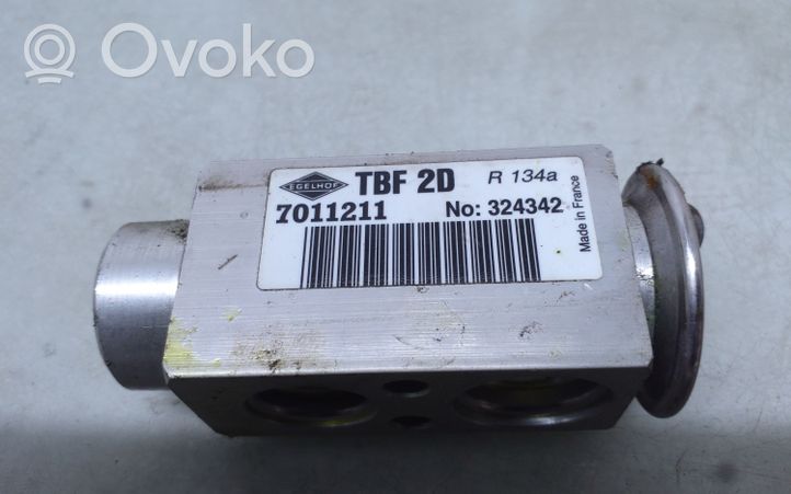 Opel Zafira B Air conditioning (A/C) expansion valve 7011211