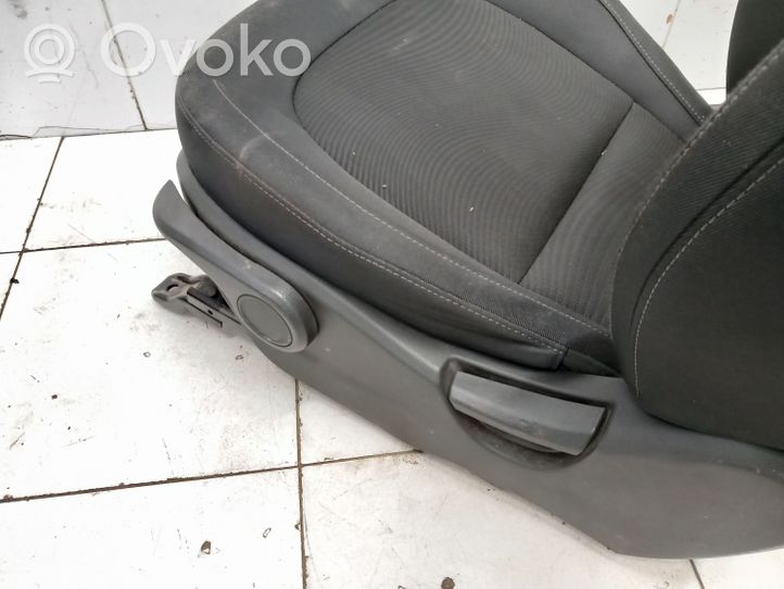 Hyundai i10 Priekinė vairuotojo sėdynė 