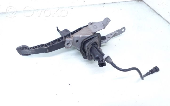 Ford Focus Pedale della frizione 4M517B633XB