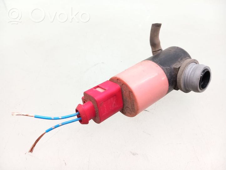 Toyota Yaris Windscreen/windshield washer pump 070407A