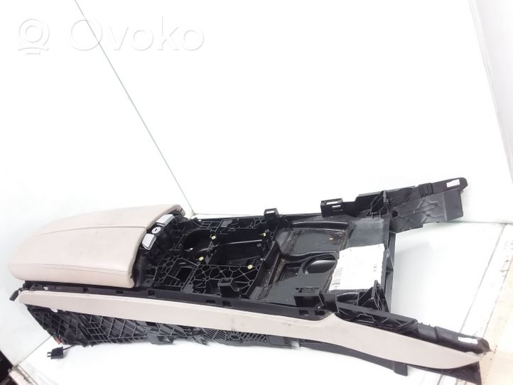 BMW 7 F01 F02 F03 F04 Podłokietnik tunelu środkowego 9112677