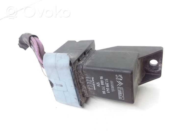 Volvo V40 Cross country Glow plug pre-heat relay 9666671780