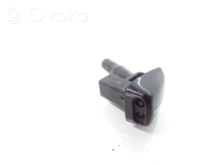 Volvo V40 Cross country Windshield washer spray nozzle 