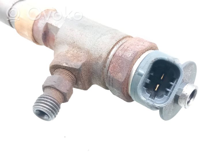 Peugeot Partner Injecteur de carburant 0445110566