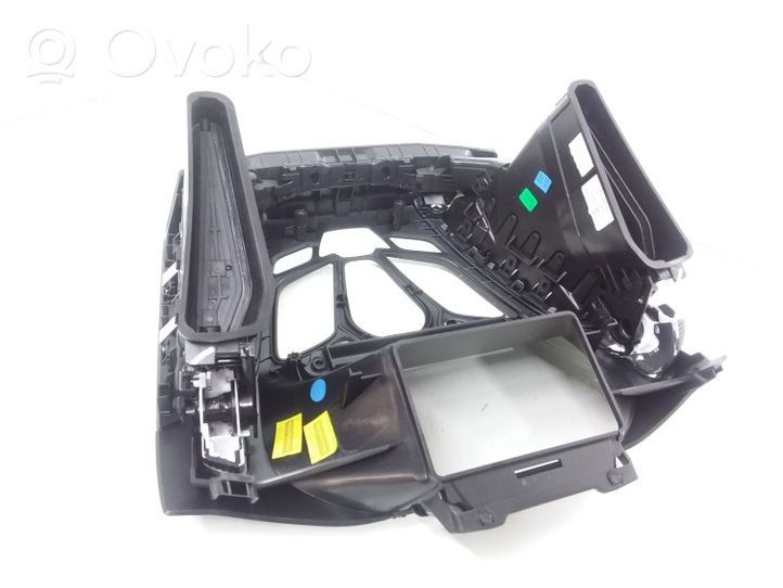 Ford Focus Centrinės oro grotelės BM5118835CFW