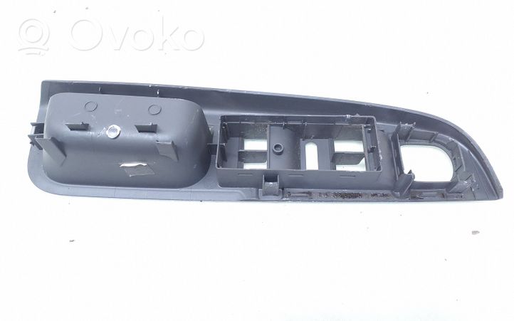 Volkswagen Golf V Rivestimento pulsantiera finestrino della portiera anteriore 1K4868049C