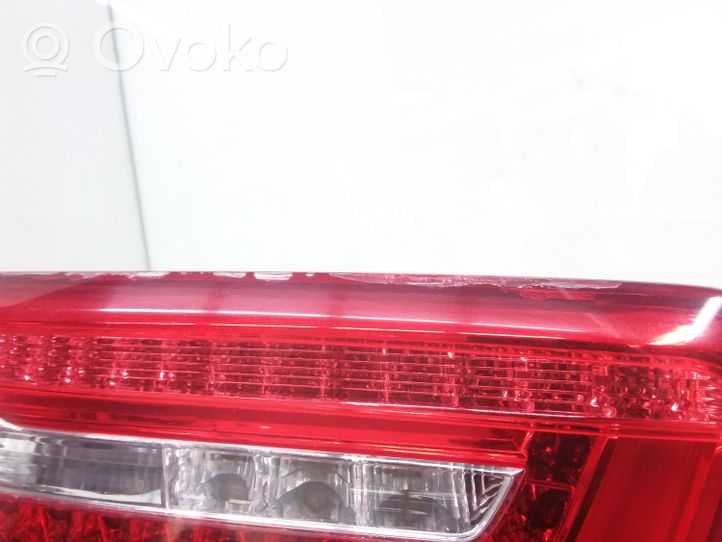 Audi A6 S6 C7 4G Lampy tylnej klapy bagażnika 4G9945093B