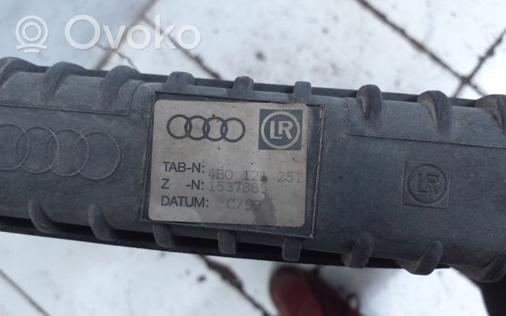 Audi A6 S6 C5 4B Jäähdyttimen lauhdutin 4B0121251