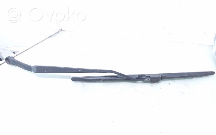 Mazda 6 Front wiper blade arm 