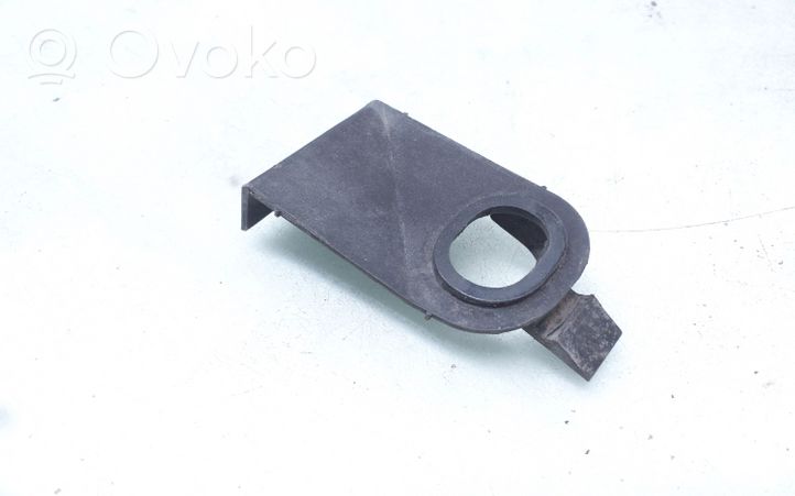 Mazda 6 Staffa di montaggio del radiatore LF1715251