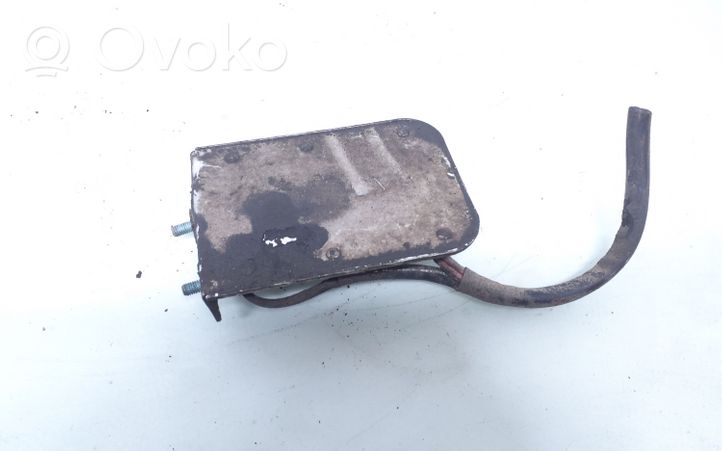 Audi A6 S6 C5 4B Aušinimo ventiliatoriaus rėlė 8D0959493A