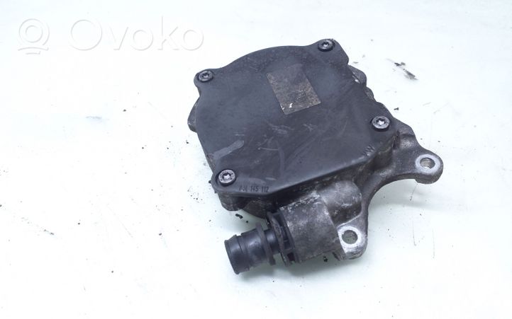 Volkswagen PASSAT B7 Vacuum pump 03L145207