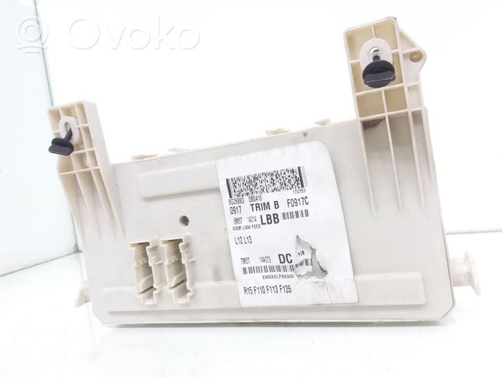 Ford Focus Fuse module 7M5T14A073DC