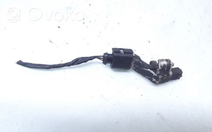 Volkswagen PASSAT B7 Crankshaft position sensor 03C906433E