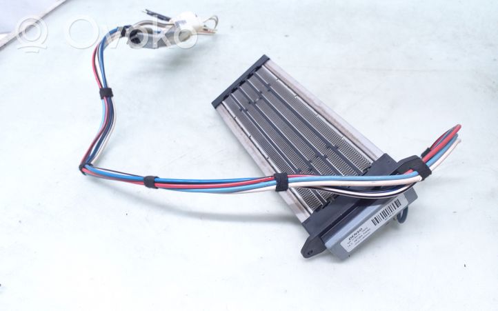 Toyota Avensis T270 Radiateur électrique de chauffage auxiliaire MF0134100400