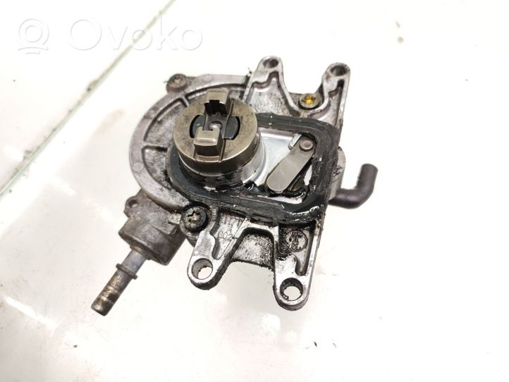 Opel Zafira A Vacuum pump 24406132