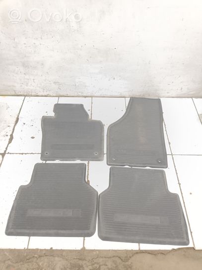 Volkswagen Tiguan Kit tapis de sol auto 5N0061511