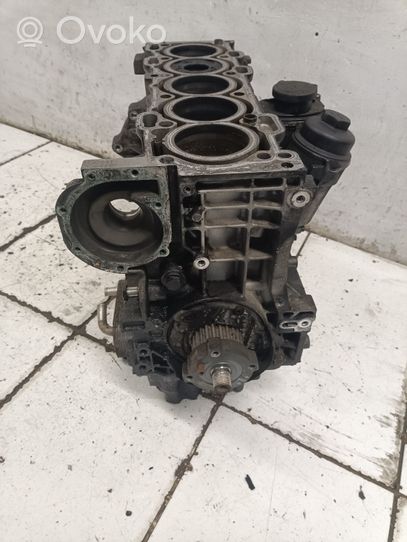 Volvo V70 Engine block D5244T5