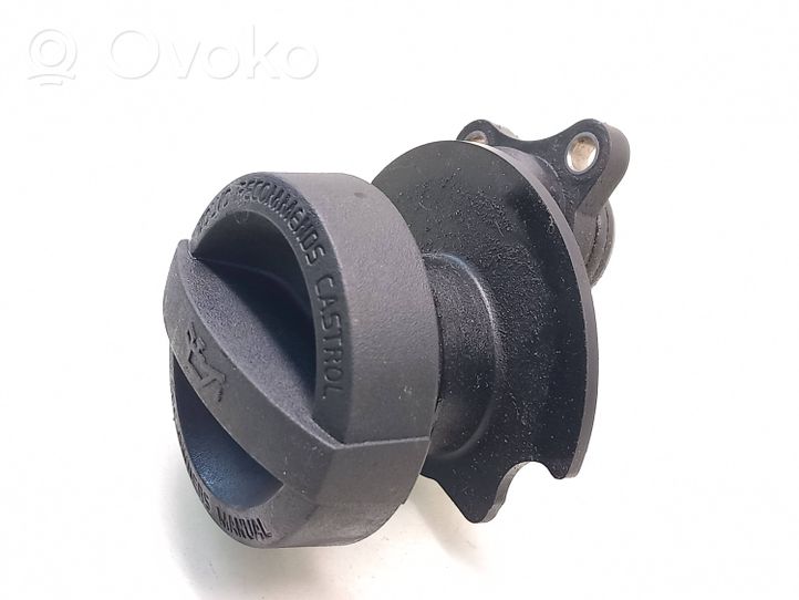 Volvo V70 Oil fill pipe 30777537