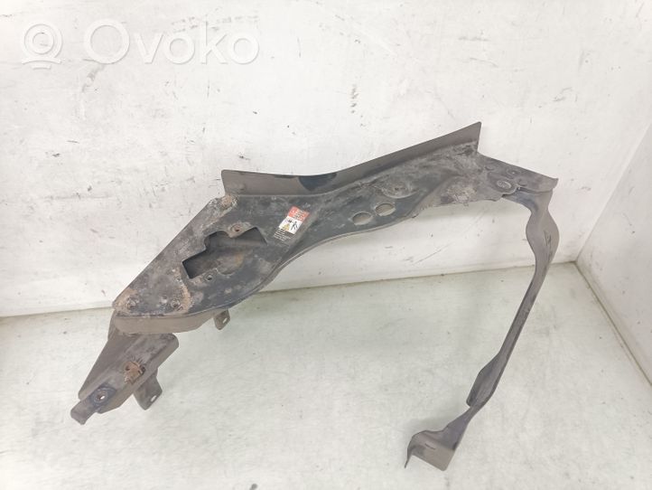 Mercedes-Benz CLS C218 X218 Support phare frontale 