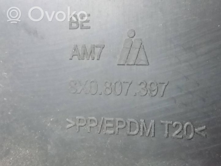 Audi A1 Hinaussilmukan suojakansi 8X0807397