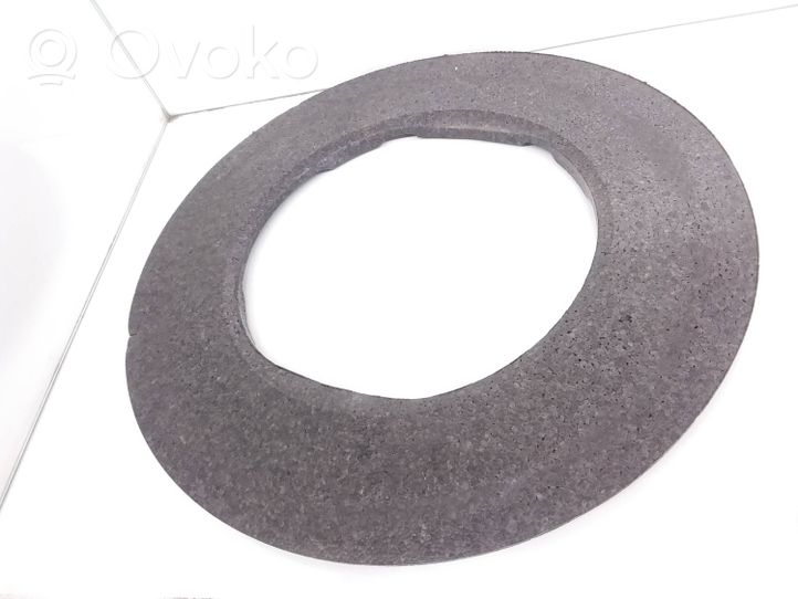 Mercedes-Benz CLS C219 Rivestimento vano della ruota di scorta A2116840896