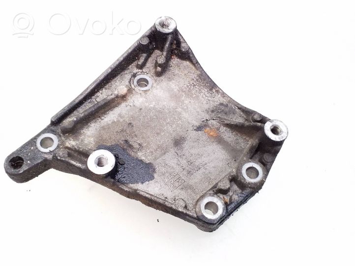 Opel Meriva A A/C compressor mount bracket 428702815