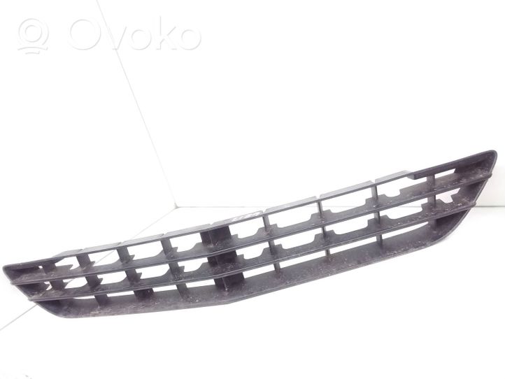 Mercedes-Benz R W251 Grille inférieure de pare-chocs avant A2518850553