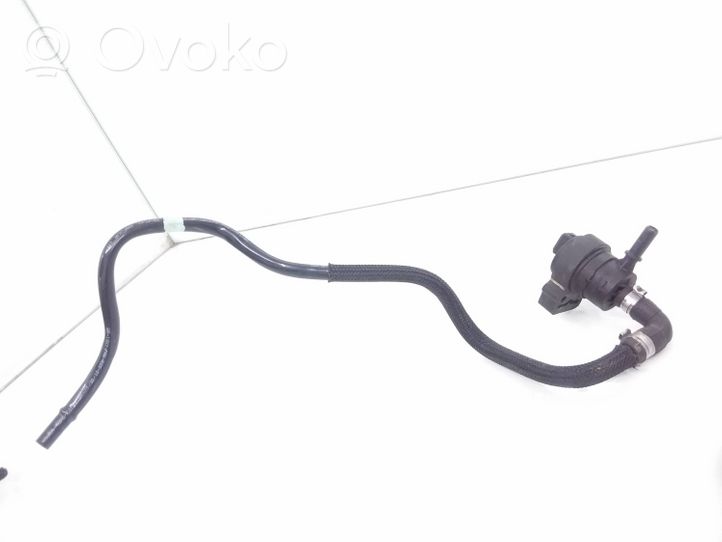 Mercedes-Benz R W251 Valve vacuum A0004769832