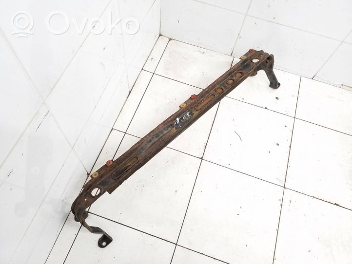 Ford Focus Radiatoru paneļa turētājs (televizora) 3m5h8a297jj