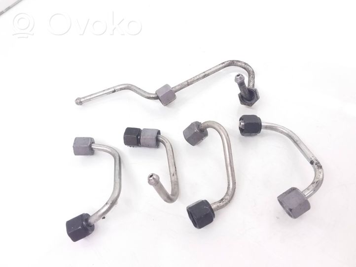 Ford Mondeo MK IV Fuel injector supply line/pipe 